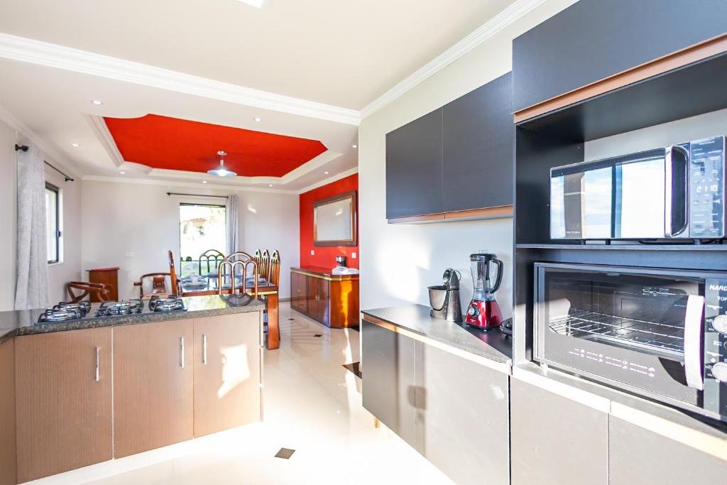 Cozinha completa e equipada